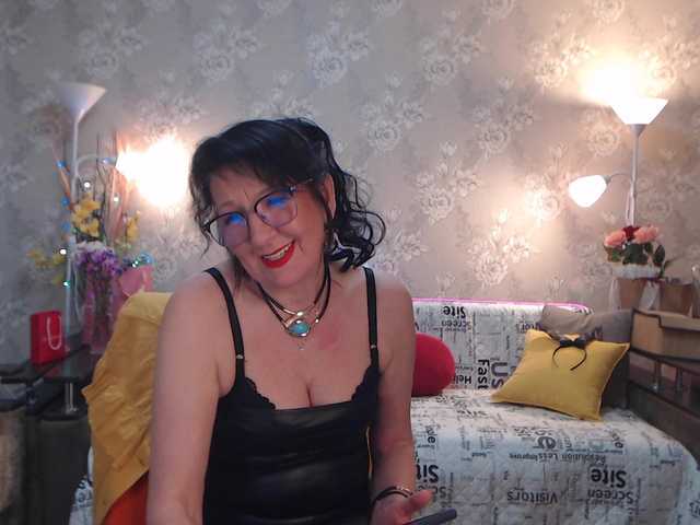 LaliaMia's BongaCams show and profile