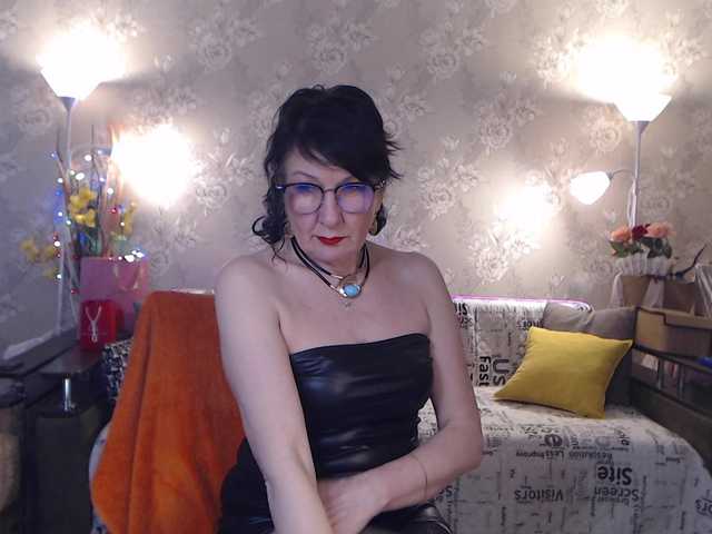LaliaMia's BongaCams show and profile