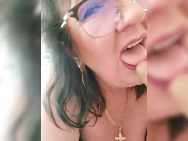 LaliaMia's BongaCams show and profile