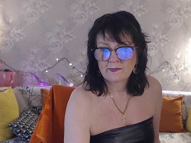 LaliaMia's BongaCams show and profile