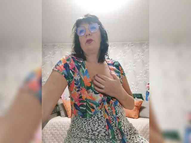 LaliaMia bongacams