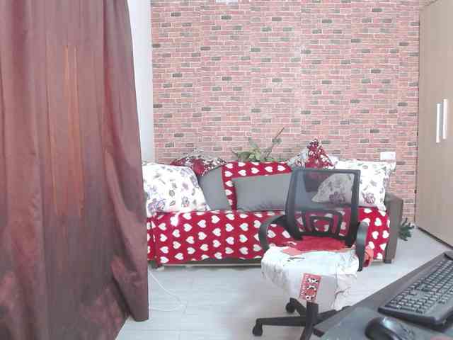 RoseBBW webcam
