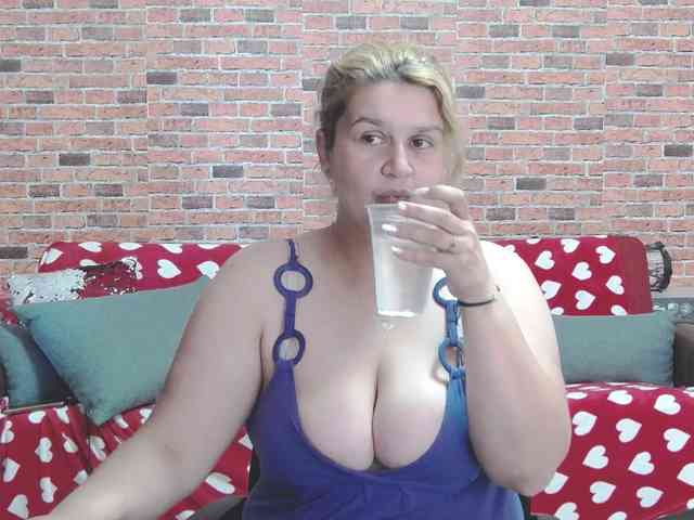 RoseBBW
