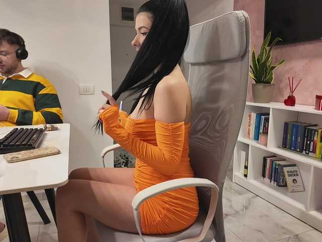 Preview of valeria_xoxo