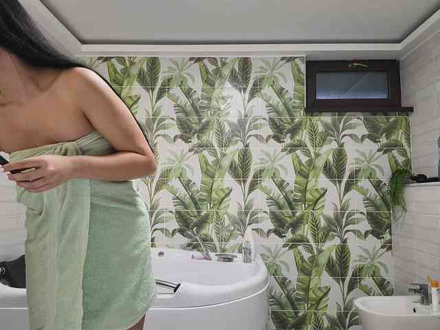Valeria_xoxo webcam
