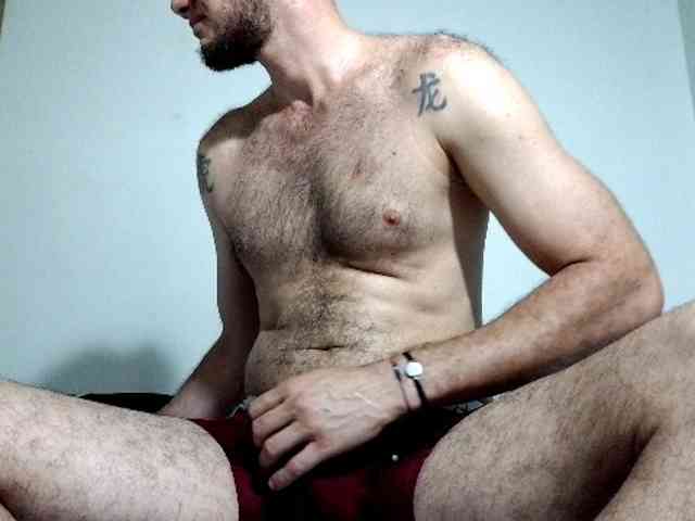 andrew1520 Live Webcam on BongaCams