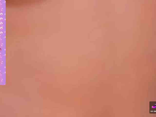EllaDavs webcam