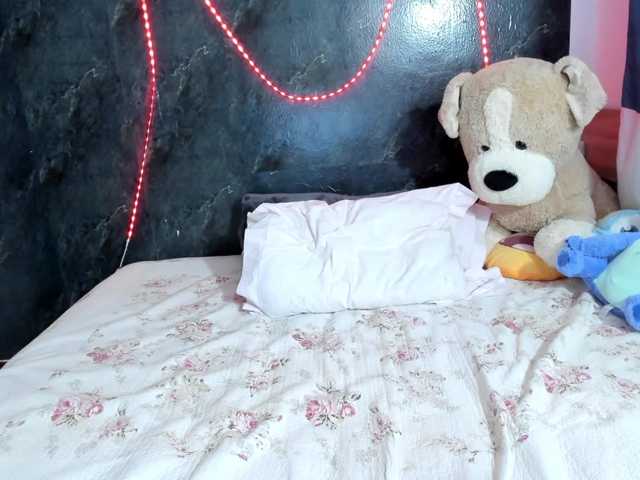 AmmandaDulley's BongaCams show and profile