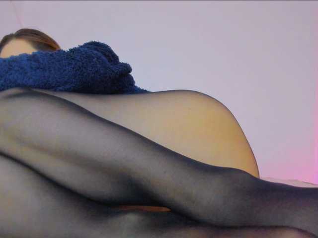 NaughtyHotty's BongaCams show and profile