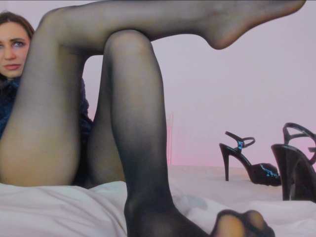 NaughtyHotty's BongaCams show and profile