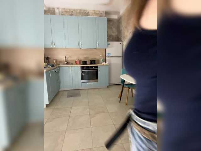 Incredible123's BongaCams show and profile