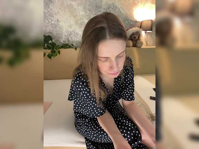 Incredible123's BongaCams show and profile