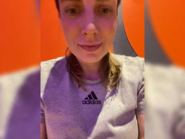 Incredible123's BongaCams show and profile