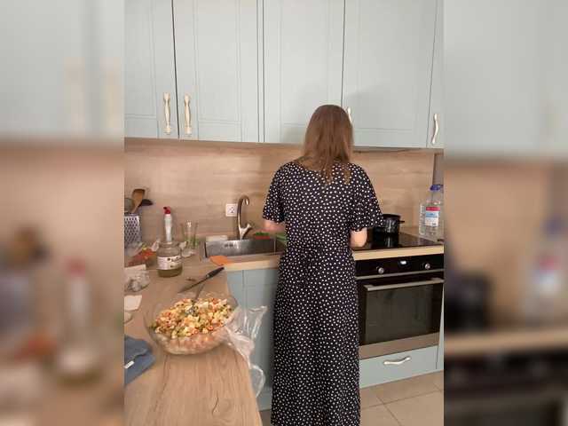 Incredible123's BongaCams show and profile