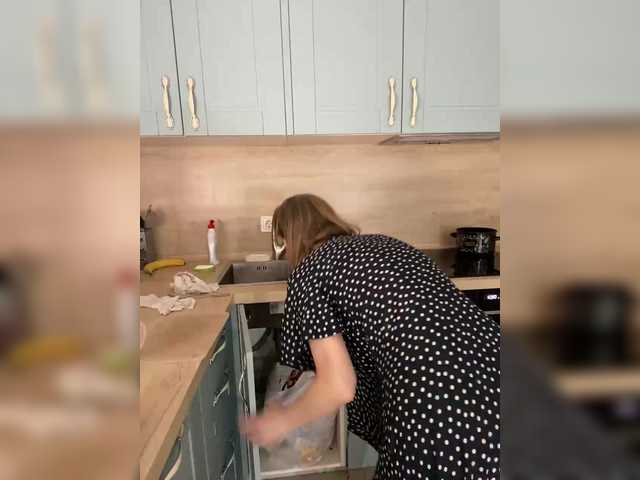 Incredible123's BongaCams show and profile