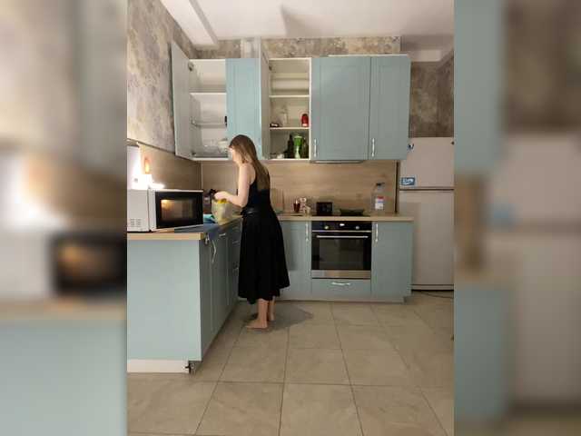 Incredible123's BongaCams show and profile