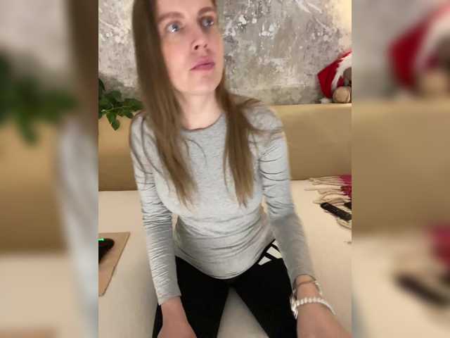 Incredible123's BongaCams show and profile