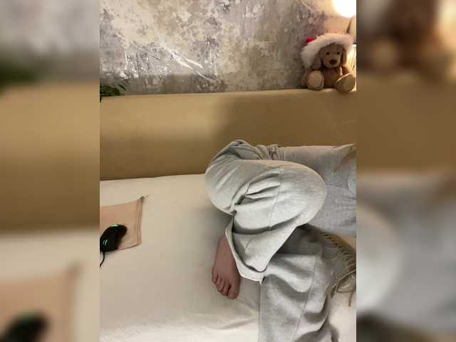 Incredible123's BongaCams show and profile