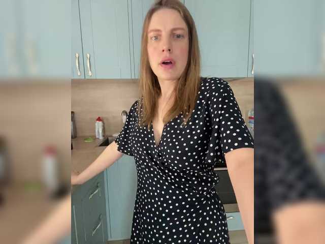 Incredible123's BongaCams show and profile