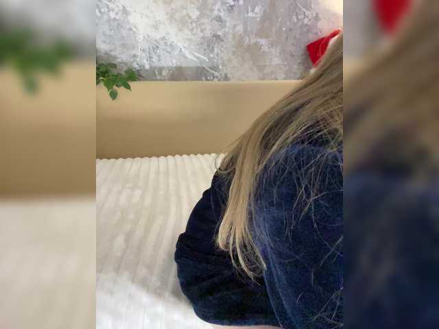 Incredible123's BongaCams show and profile