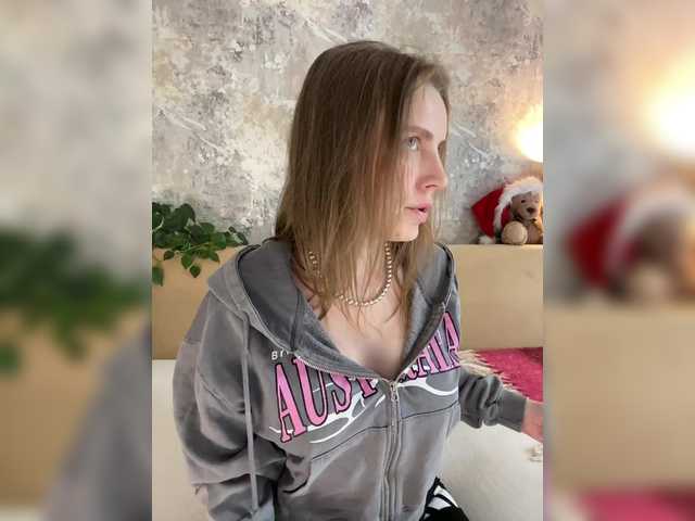 Incredible123's BongaCams show and profile