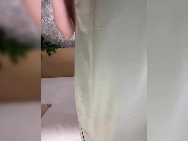 Incredible123's BongaCams show and profile