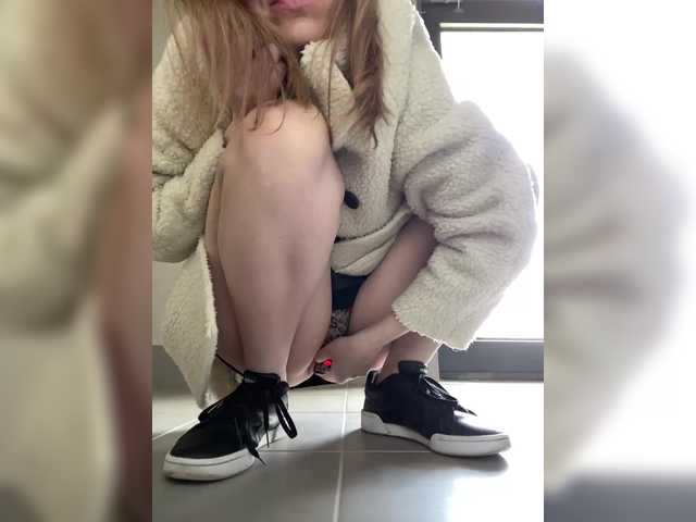 Incredible123's BongaCams show and profile