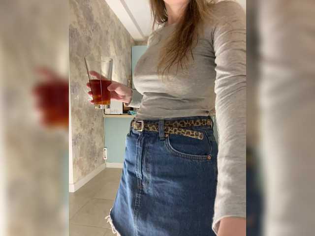 Incredible123's BongaCams show and profile