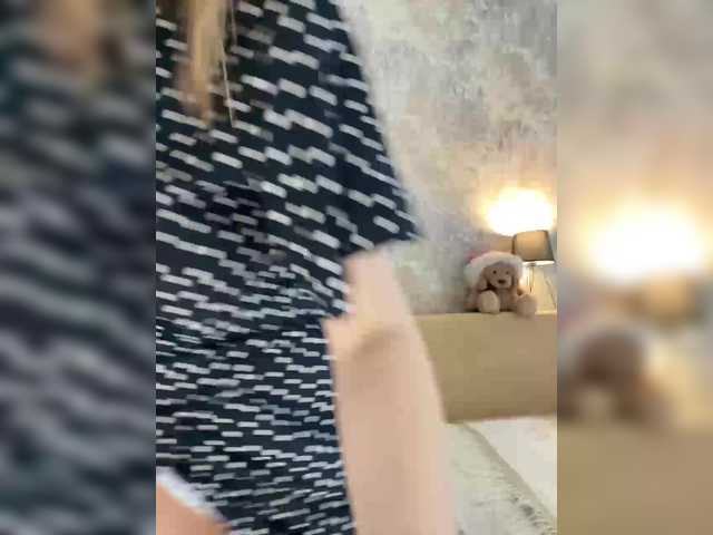 Incredible123's BongaCams show and profile