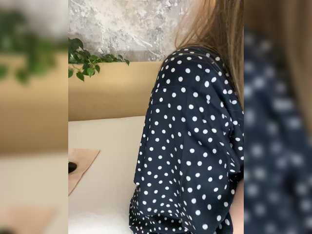 Incredible123's BongaCams show and profile