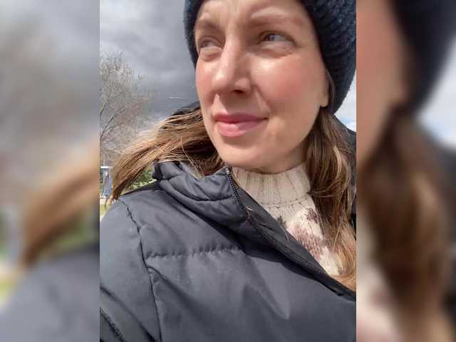 Incredible123's BongaCams show and profile