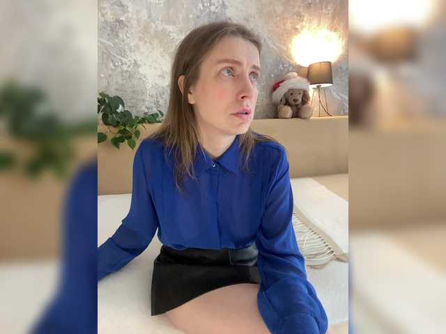 Incredible123's BongaCams show and profile