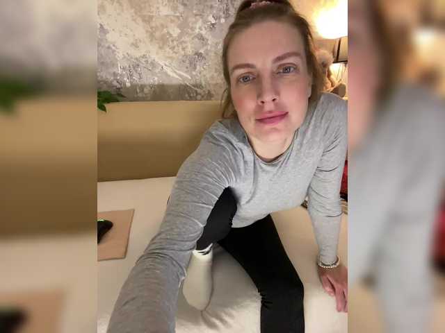 Incredible123's BongaCams show and profile