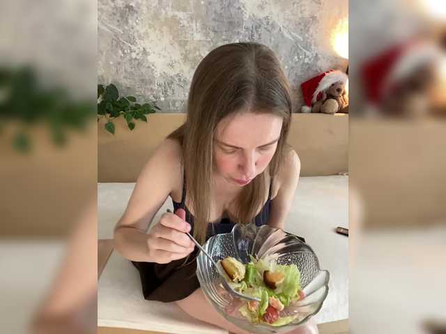 Incredible123's BongaCams show and profile