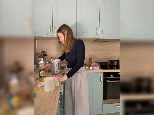 Incredible123's BongaCams show and profile