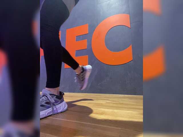 Incredible123's BongaCams show and profile