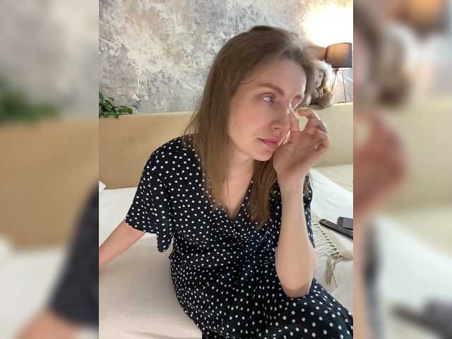 Incredible123's BongaCams show and profile