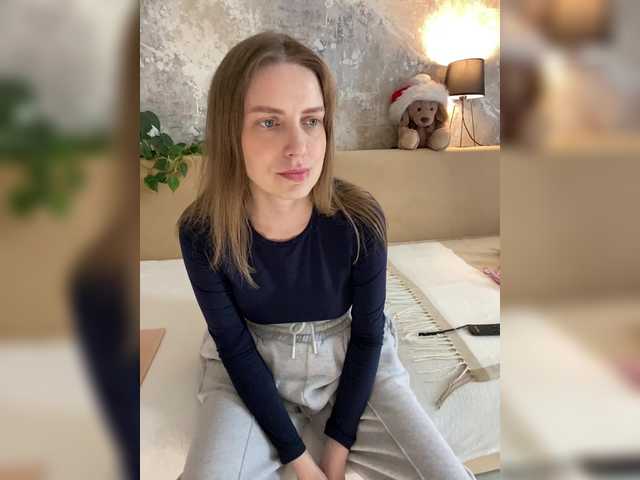 Incredible123's BongaCams show and profile