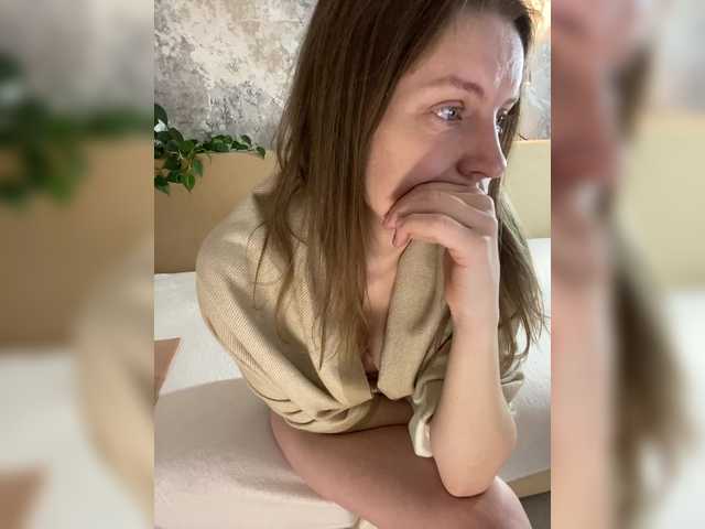 Incredible123's BongaCams show and profile