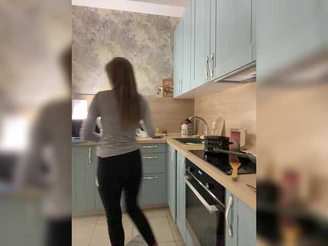 Incredible123's BongaCams show and profile