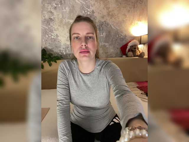 Incredible123's BongaCams show and profile