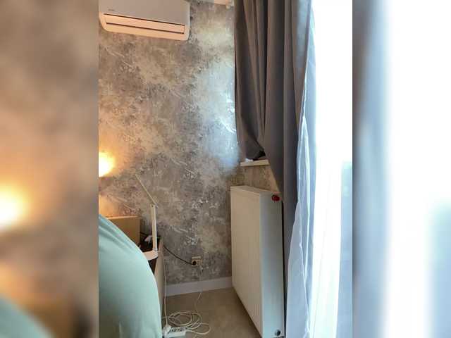 Incredible123's BongaCams show and profile