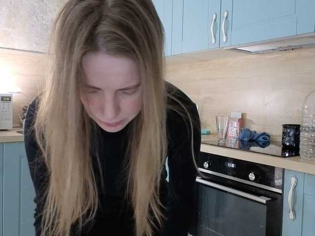 Incredible123's BongaCams show and profile