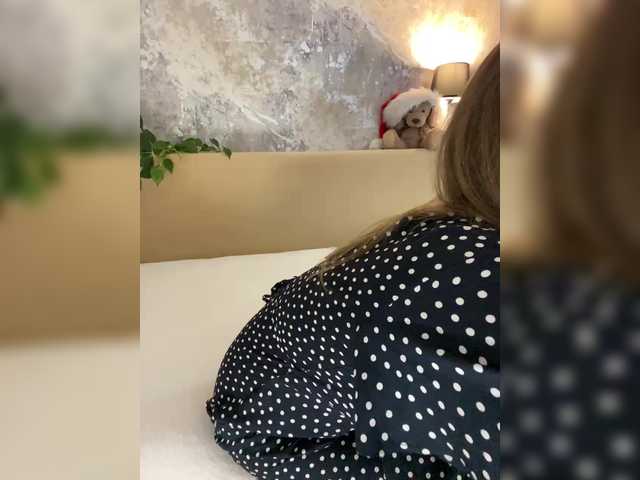 Incredible123's BongaCams show and profile