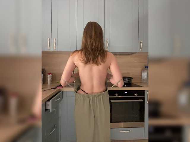 Incredible123's BongaCams profile