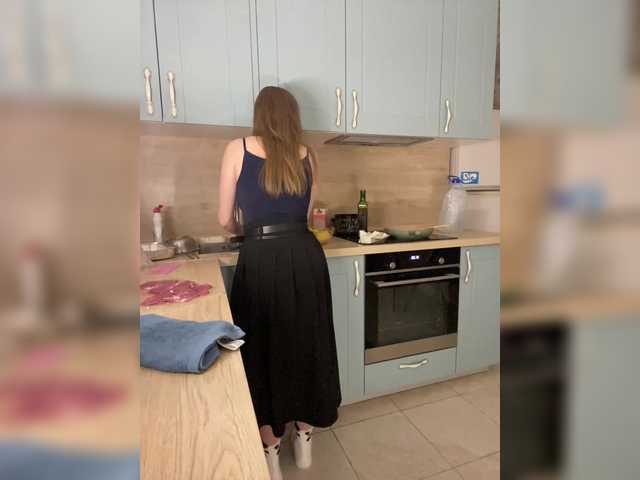 Incredible123's BongaCams show and profile