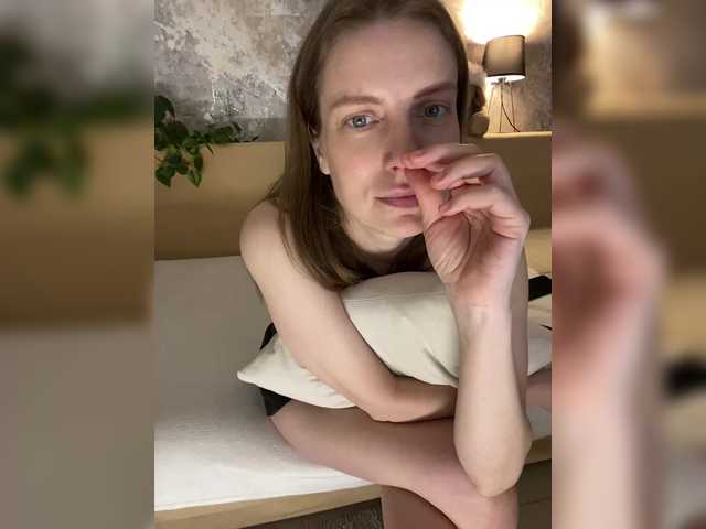 Incredible123's BongaCams show and profile