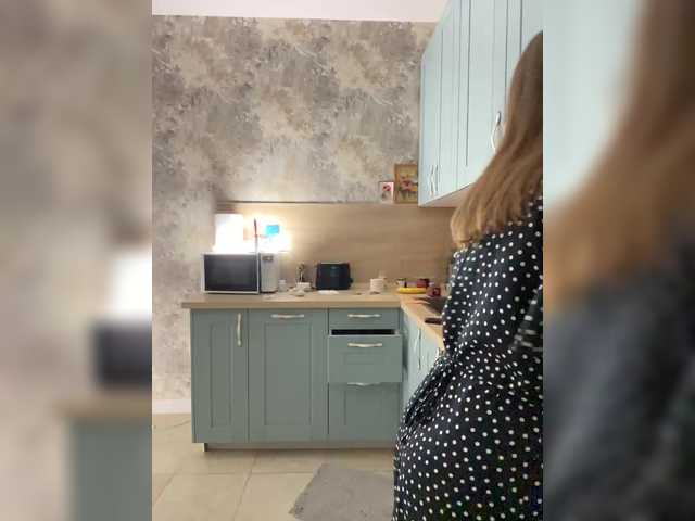 Incredible123's BongaCams show and profile