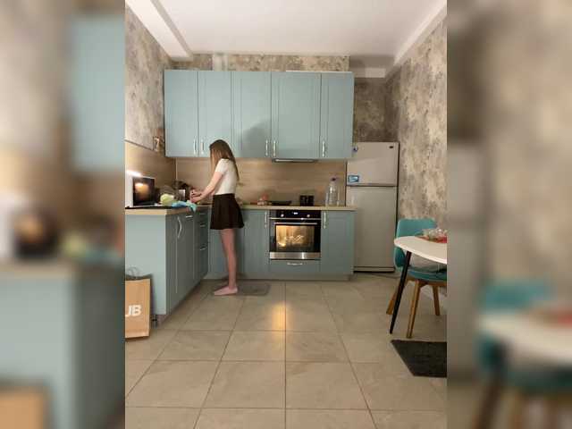 Incredible123's BongaCams show and profile