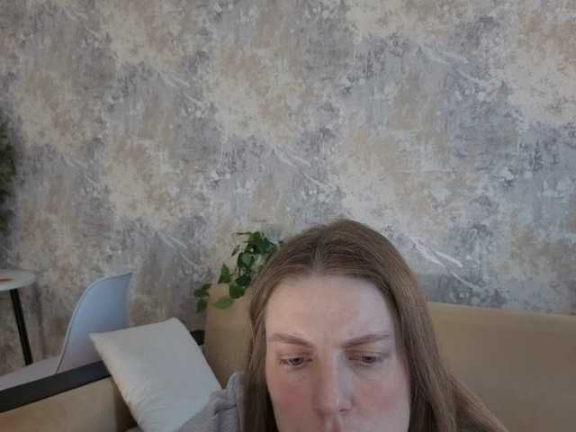 Incredible123's BongaCams show and profile